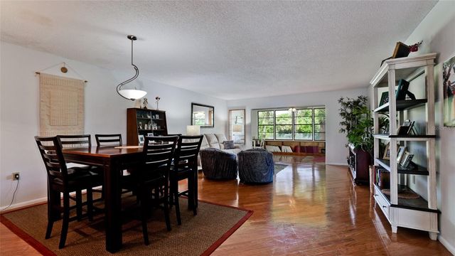 122 WILD PALM DRIVE 122, Bradenton, FL 34210