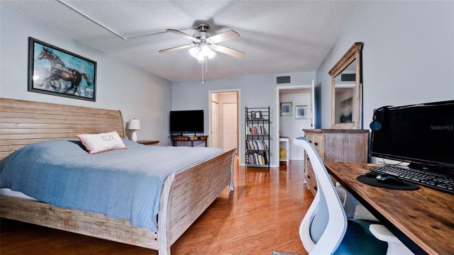 122 WILD PALM DRIVE 122, Bradenton, FL 34210