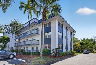 3060 Holiday Springs Boulevard 201, Margate, FL 33063