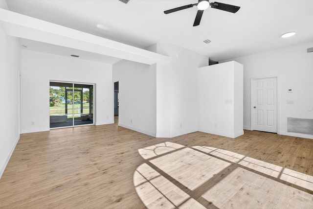 8800 97th Avenue, Vero Beach, FL 32967