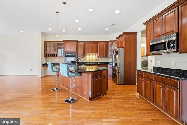 12755 LAVENDER KEEP CIR, Fairfax, VA 22033