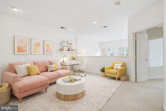 12755 LAVENDER KEEP CIR, Fairfax, VA 22033