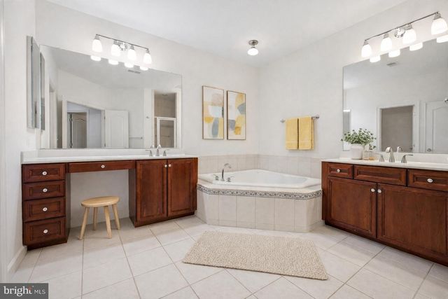 12755 LAVENDER KEEP CIR, Fairfax, VA 22033