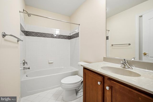 12755 LAVENDER KEEP CIR, Fairfax, VA 22033