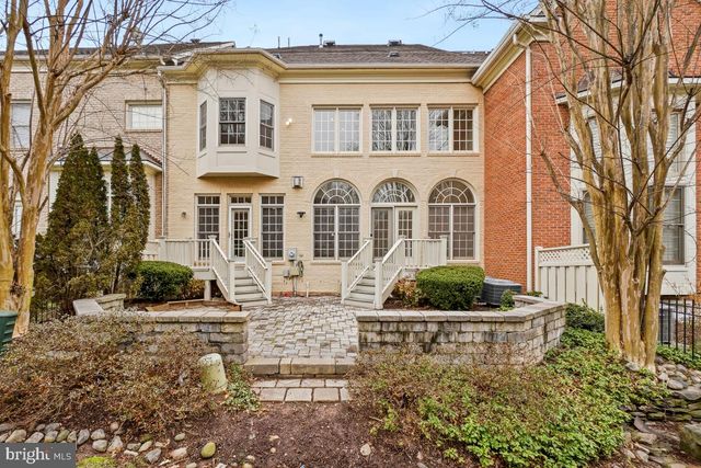 12755 LAVENDER KEEP CIR, Fairfax, VA 22033