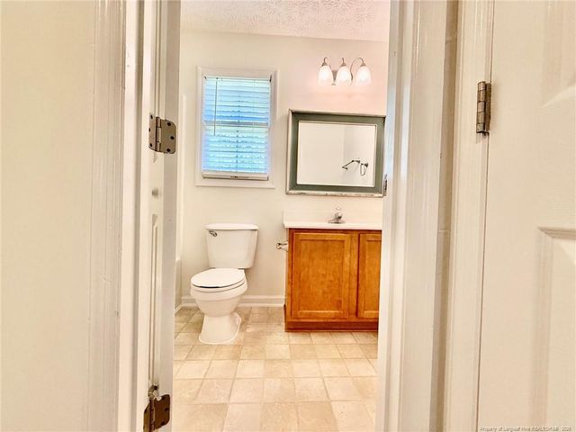 2401 Larwood Drive, Fayetteville, NC 28306
