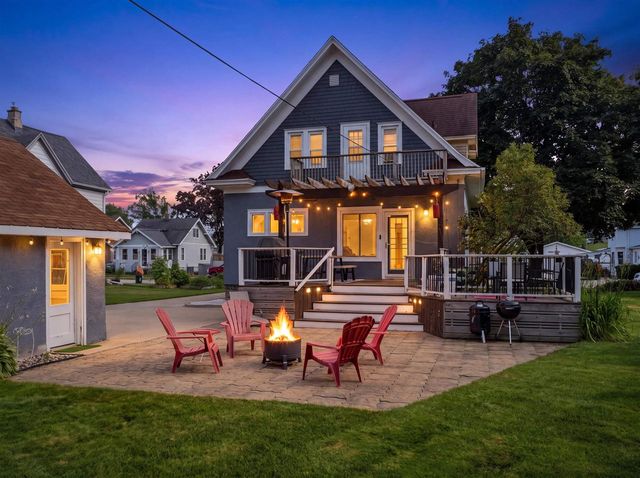 411 MONROE STREET, Neenah, WI 54956
