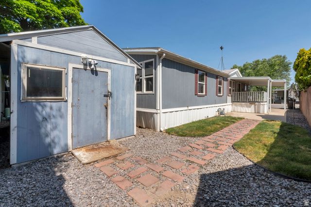 279 W EASTGATE DR, Sandy, UT 84070