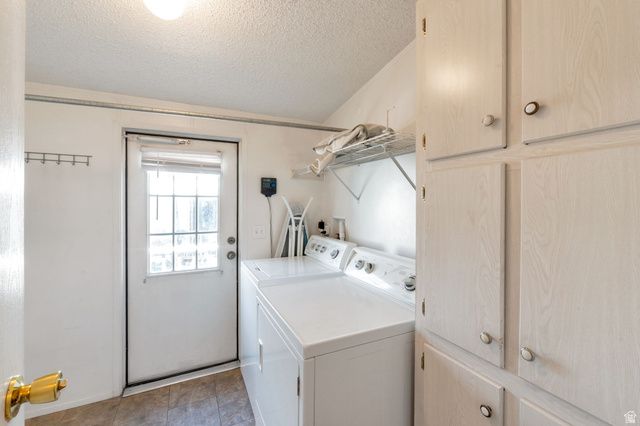 279 W EASTGATE DR, Sandy, UT 84070