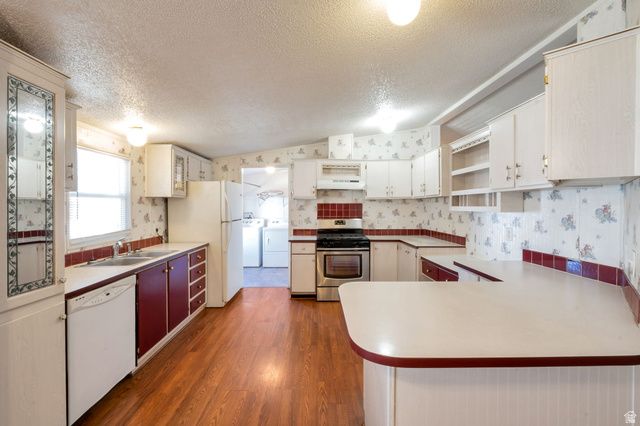 279 W EASTGATE DR, Sandy, UT 84070
