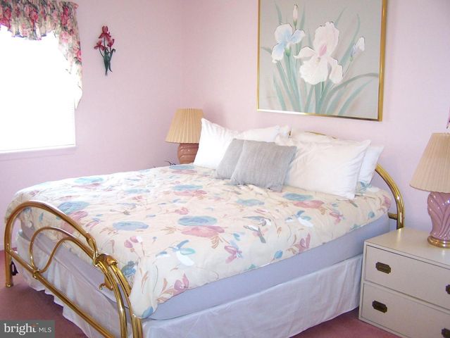 112 SEA BREEZE DR, Ocean City, MD 21842