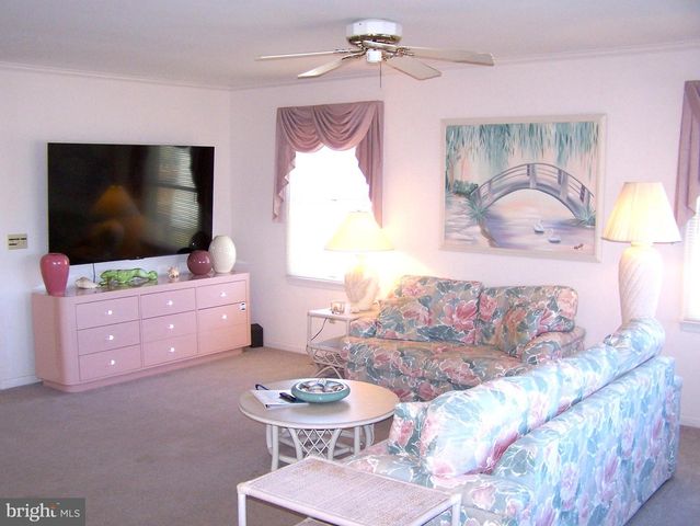 112 SEA BREEZE DR, Ocean City, MD 21842