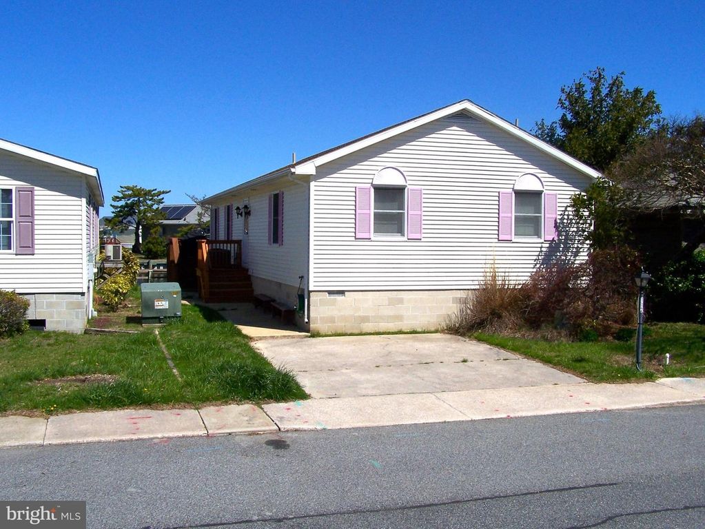 112 SEA BREEZE DR, Ocean City, MD 21842