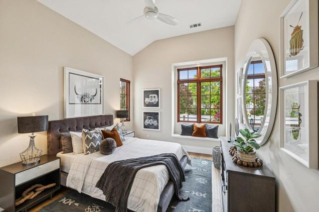 338 Verano Drive, Los Altos, CA 94022