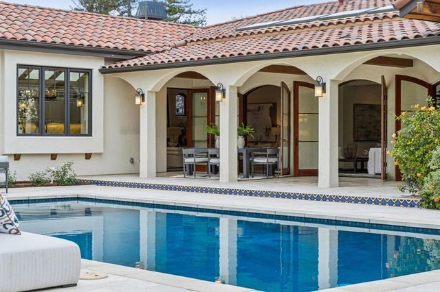 338 Verano Drive, Los Altos, CA 94022