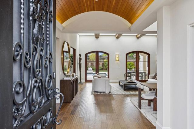 338 Verano Drive, Los Altos, CA 94022