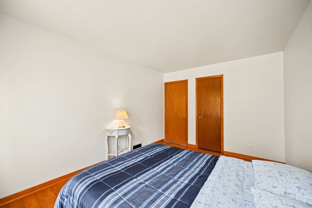 9627 Oak Park Avenue, Oak Lawn, IL 60453