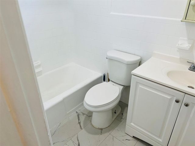 1301 N 12th Court 11B, Hollywood, FL 33019