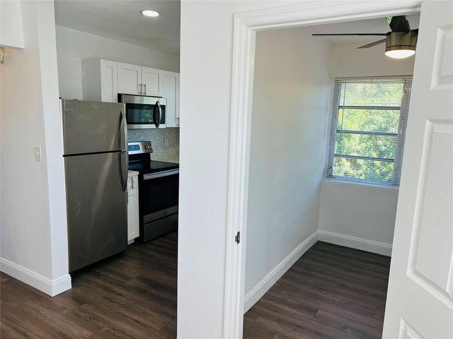 1301 N 12th Court 11B, Hollywood, FL 33019