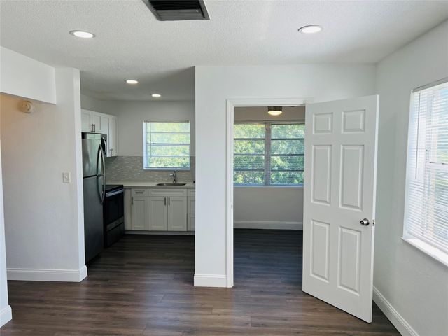 1301 N 12th Court 11B, Hollywood, FL 33019