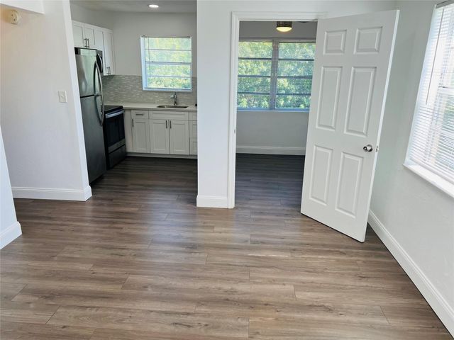 1301 N 12th Court 11B, Hollywood, FL 33019