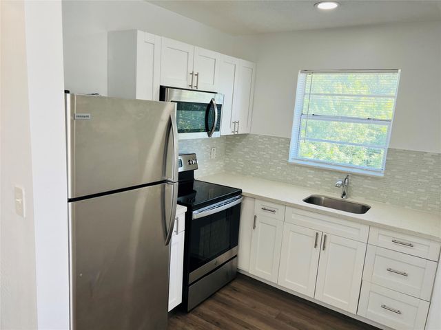 1301 N 12th Court 11B, Hollywood, FL 33019