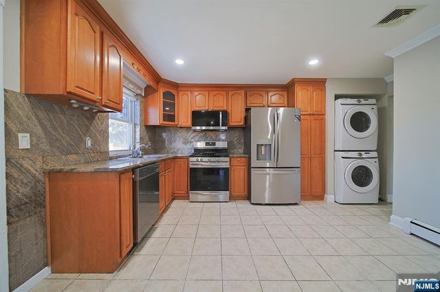 2460 1st Street, Fort Lee, NJ 07024