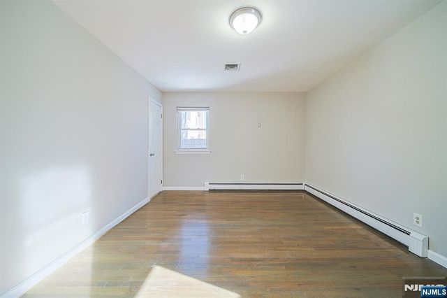 2460 1st Street, Fort Lee, NJ 07024