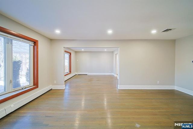 2460 1st Street, Fort Lee, NJ 07024