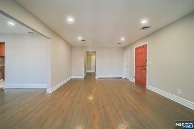 2460 1st Street, Fort Lee, NJ 07024