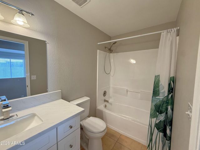 490 E Bart Drive, Chandler, AZ 85225