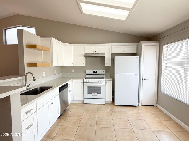 490 E Bart Drive, Chandler, AZ 85225