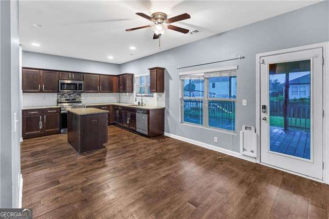 8438 Hillspire Drive, Douglasville, GA 30134