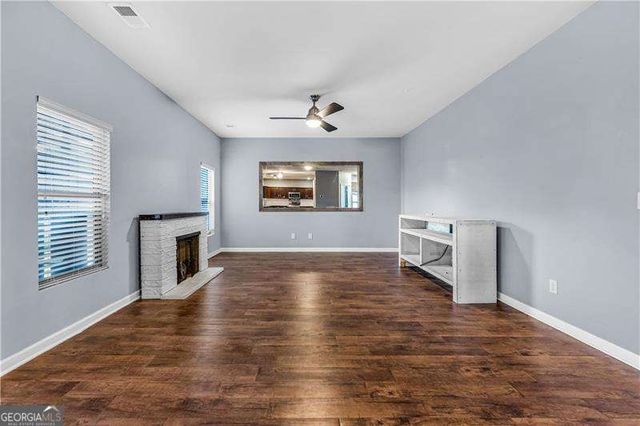 8438 Hillspire Drive, Douglasville, GA 30134