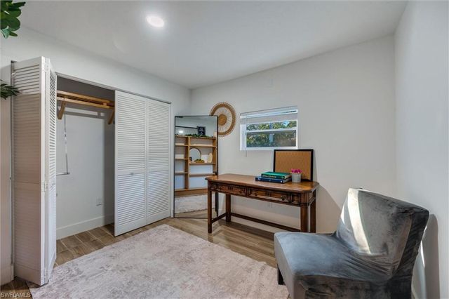 2432 Lake AVE, Naples, FL 34112