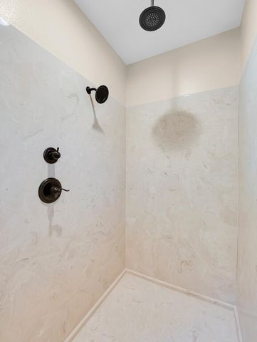 556 Wildwood Trail, Lorena, TX 76655