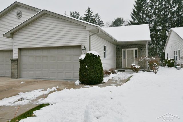 5011 Hidden Pines Court, Midland, MI 48640