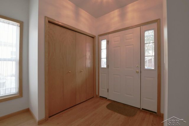 5011 Hidden Pines Court, Midland, MI 48640