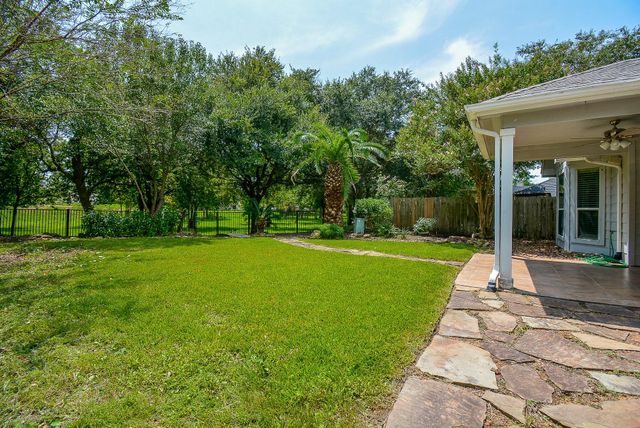 4006 Dell Lane, Missouri City, TX 77459