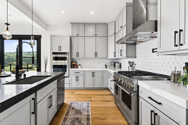 3938 Shelter Glen Way, Santa Rosa, CA 95404