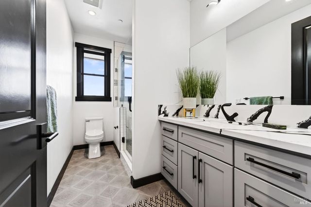 3938 Shelter Glen Way, Santa Rosa, CA 95404