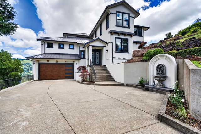 3938 Shelter Glen Way, Santa Rosa, CA 95404