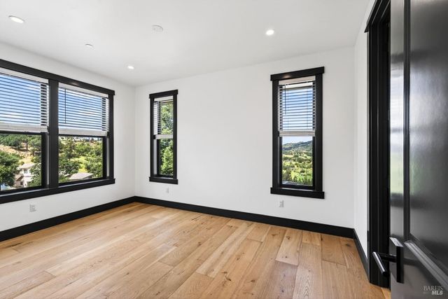 3938 Shelter Glen Way, Santa Rosa, CA 95404