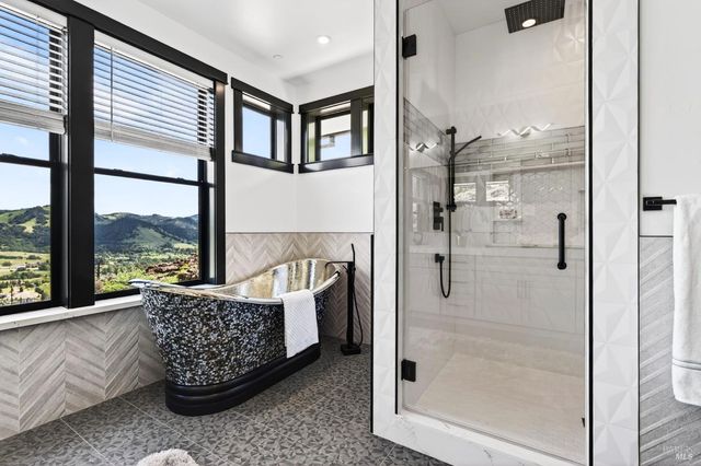 3938 Shelter Glen Way, Santa Rosa, CA 95404