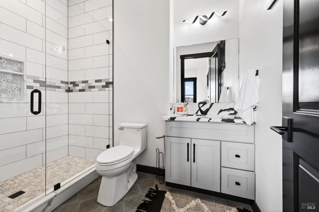 3938 Shelter Glen Way, Santa Rosa, CA 95404