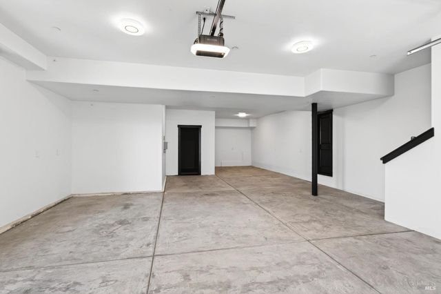 3938 Shelter Glen Way, Santa Rosa, CA 95404