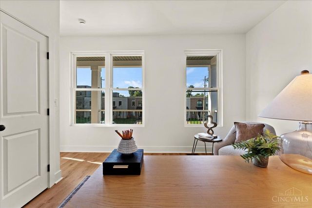 1570 St Leger Place, Cincinnati, OH 45207
