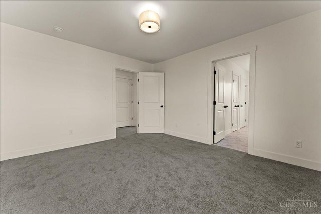 1570 St Leger Place, Cincinnati, OH 45207