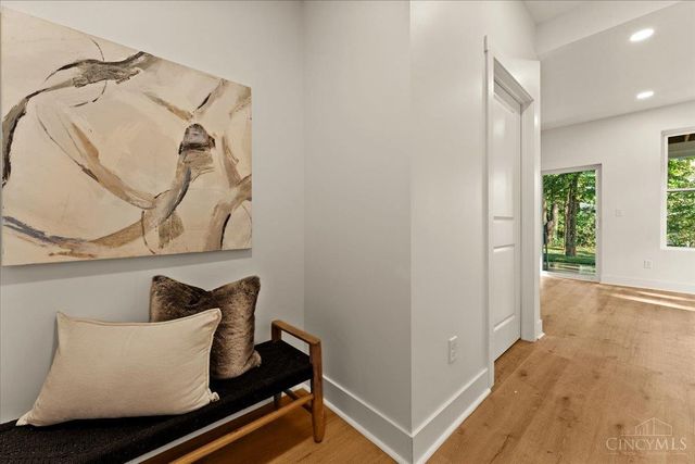 1570 St Leger Place, Cincinnati, OH 45207