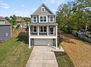 1570 St Leger Place, Cincinnati, OH 45207